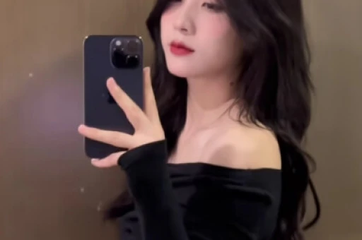 突发！香港知名传媒人骗取贷款被捕和TVB知名女星传同性绯闻