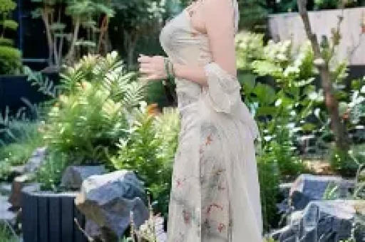 中欧消费主题股票C